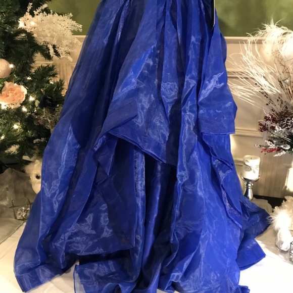 Formal evening Ball gown dress - Picture 3 of 10